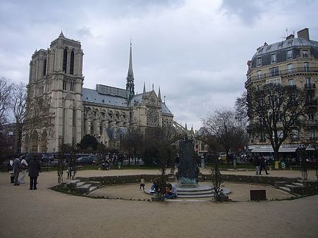 P2370289
