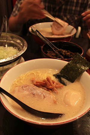 とんこつラーメン