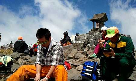 110524遭対協 根子岳 (2)