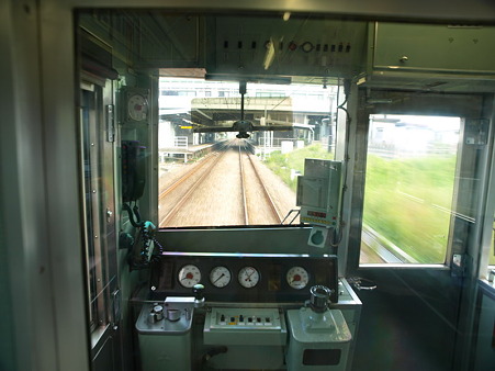江ノ島線の車窓1(湘南台)