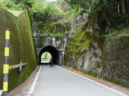 馬場隧道前のゲート