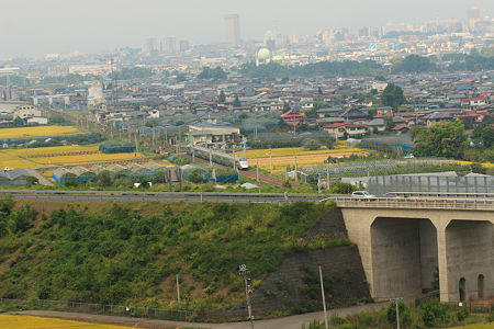 見はらしの丘より　　山形新幹線