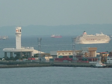 100322-スカイウォーク・飛鳥II出港 (105)