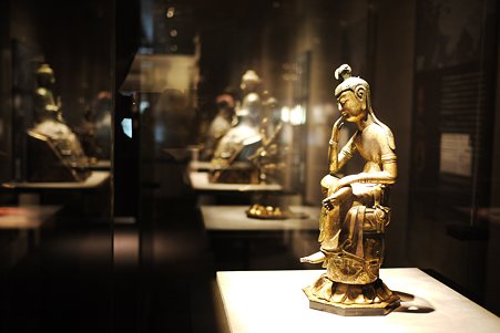 2010.11.15 東京国立博物館 仏像の道-インドから日本へ 菩薩半跏像 那智勝浦町