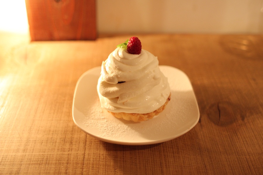 プリンのかくれんぼ