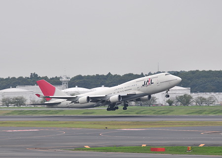 JA8075_080915