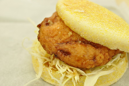 ごろごろ玉葱てりやきバーガー(阪和道【下り】・岸和田SA)
