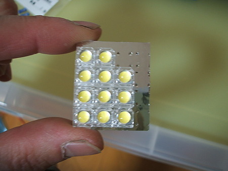 LED5 033